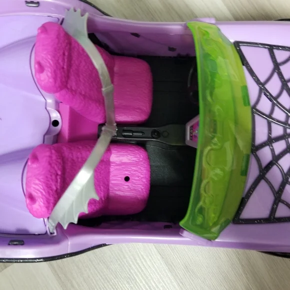 Monster High Convertible Car - Picture 8 of 16